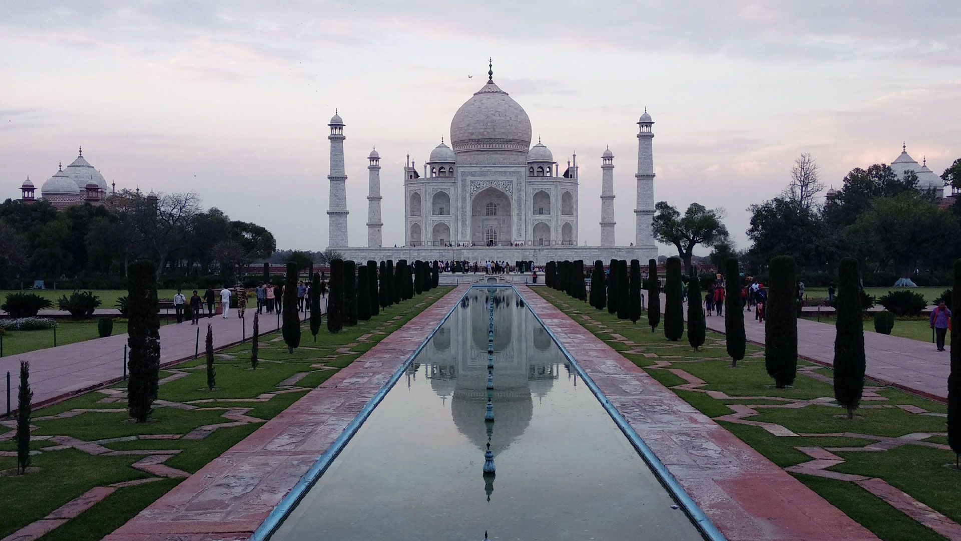 Abou Agra Tour Packages, Agra Guided Tours & Day Sightseeing